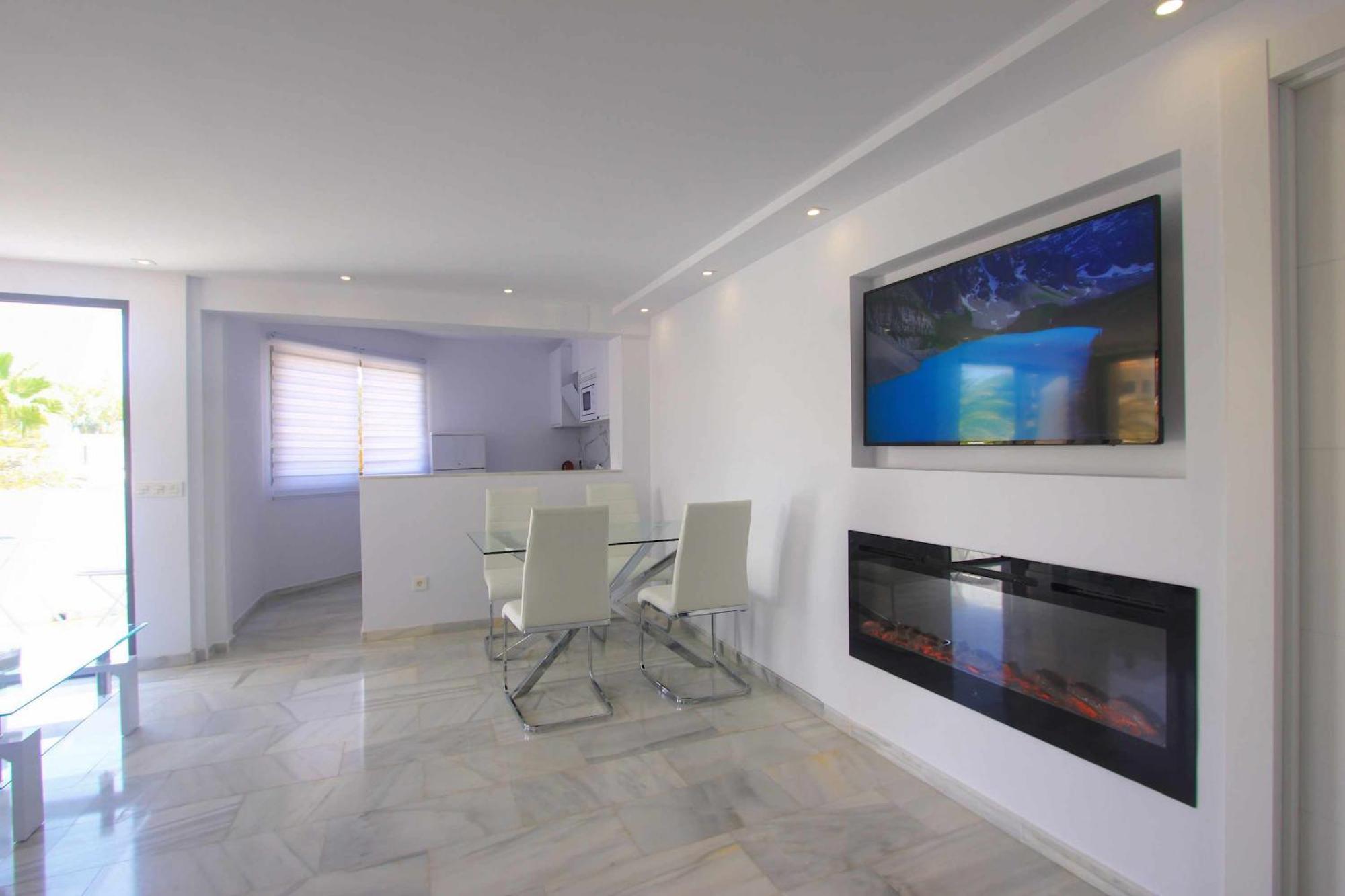 1108 Beachfront 2 Apartments With Roofterrace 80Mtrgt Beach 3 Pools Marbella Eksteriør billede