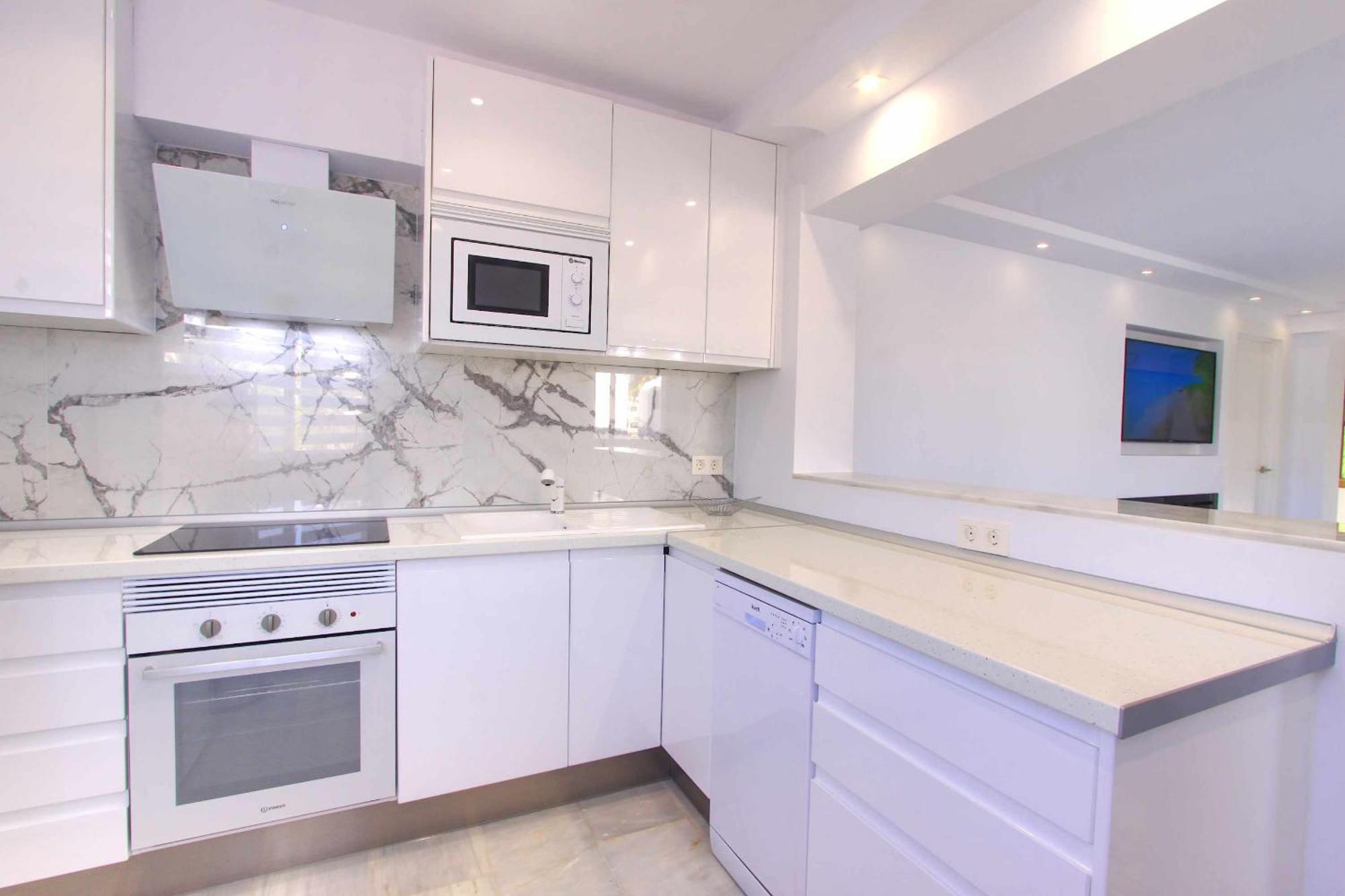 1108 Beachfront 2 Apartments With Roofterrace 80Mtrgt Beach 3 Pools Marbella Eksteriør billede